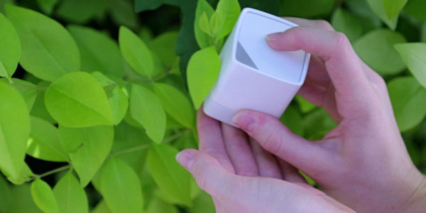 SwatchMate-Color-Capturing-Cube-4-leaf-600x337